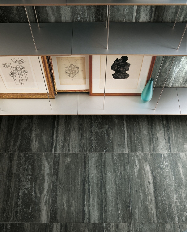 I-Travertini Black Glossy 24 x 48