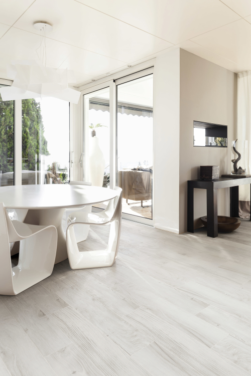 Woodlands White 6 x 40