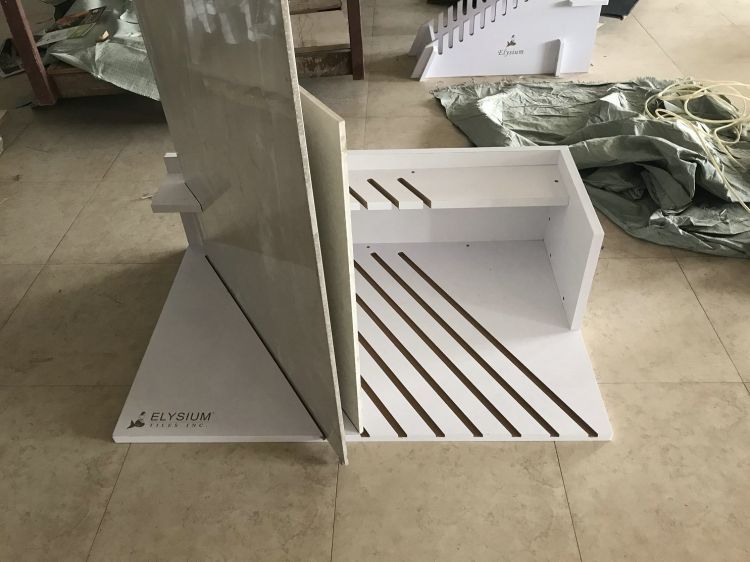Wood Display 32x71 - 8-Slot